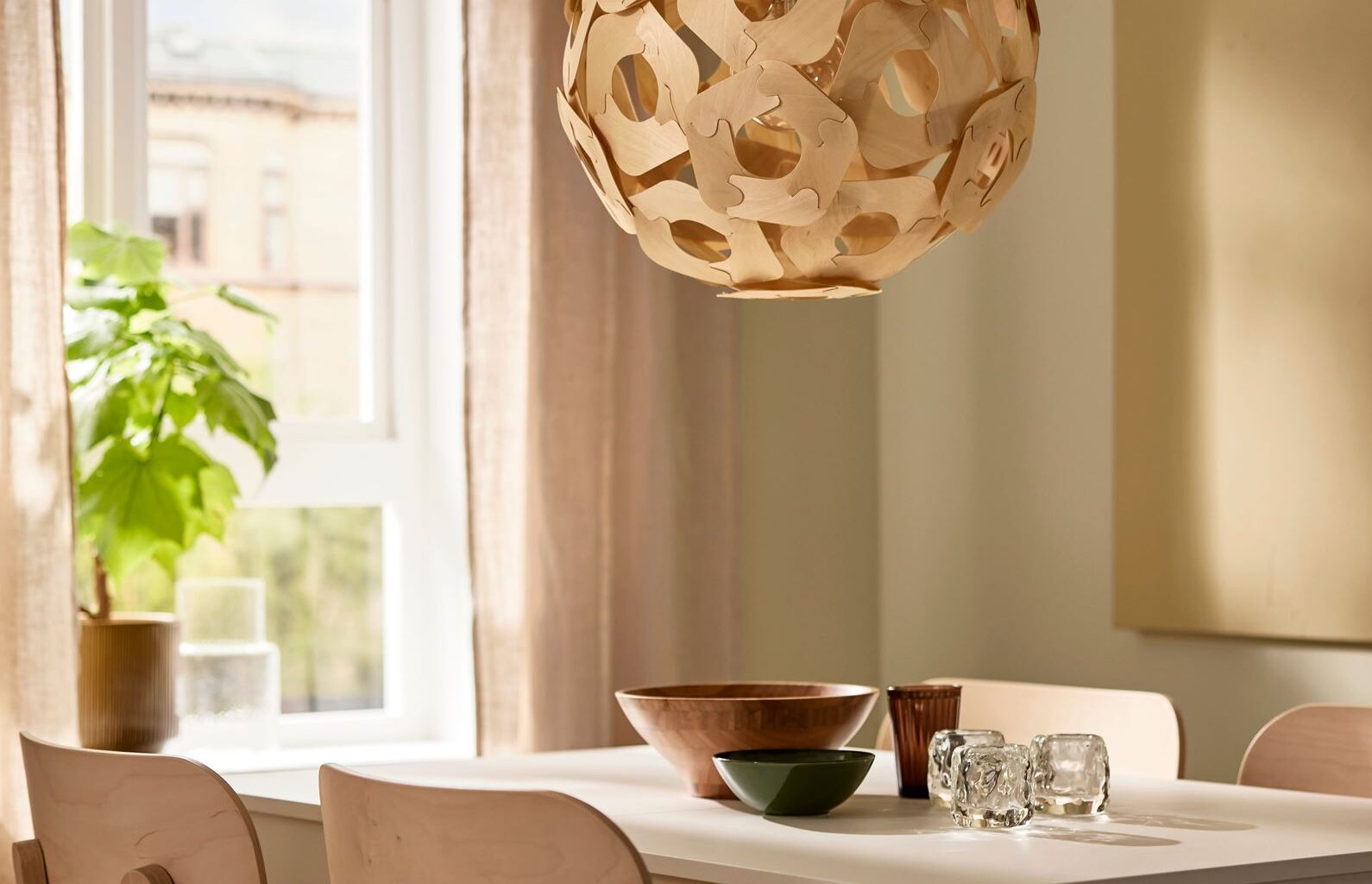 ÖDLEBLAD lamp is inspired by the Allan key